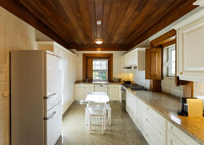 Casas Da Memoria * Tarouca